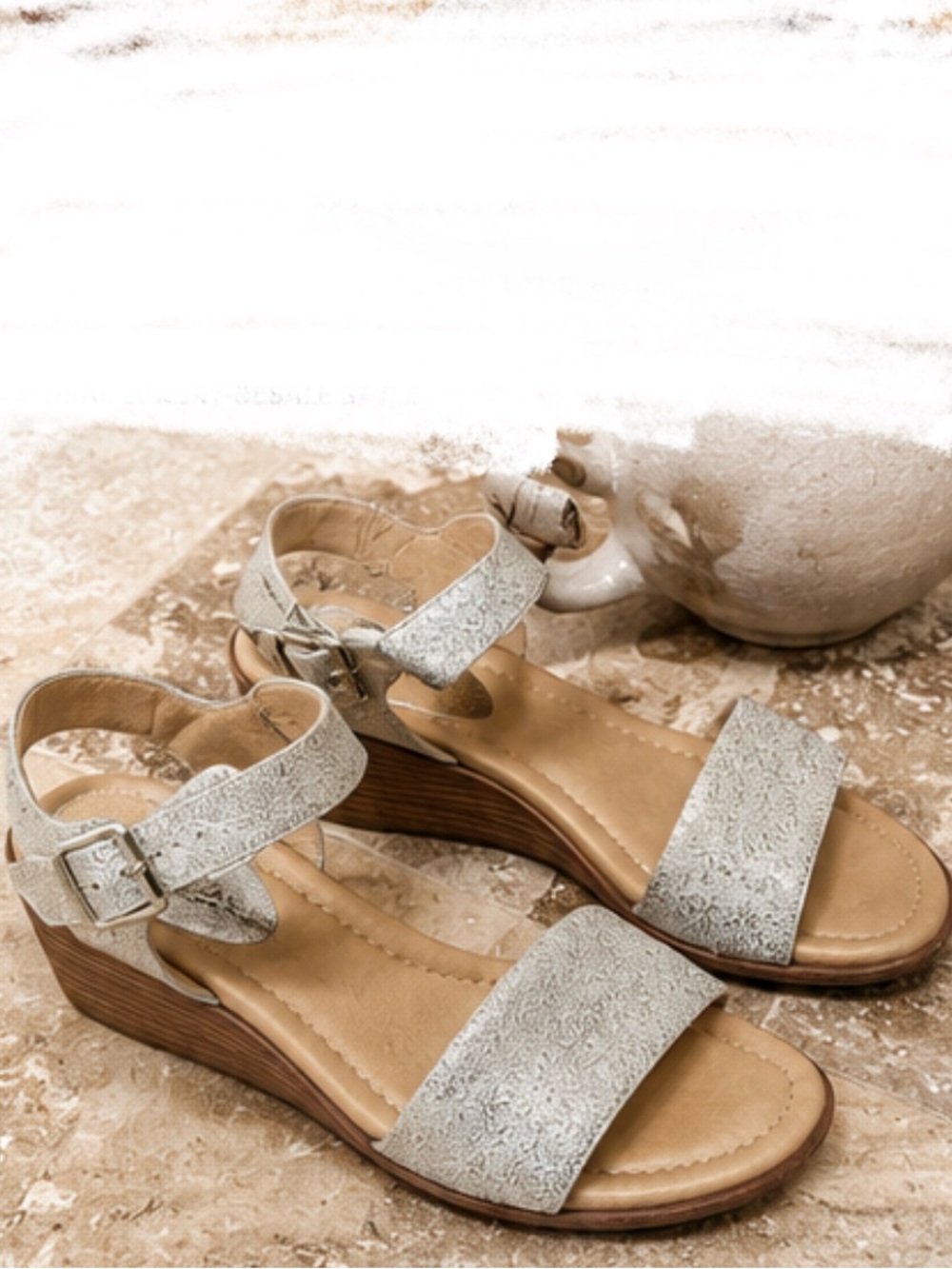 Sofft Khell 21 Silver Leather Ankle Strap Wedge Sandals 9M